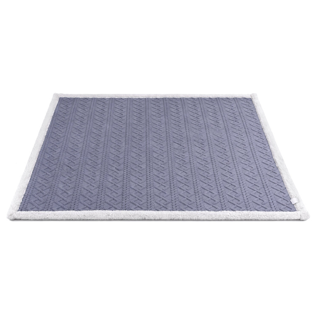 Giselle Bedding Double-Sided Fleece Throw Blanket