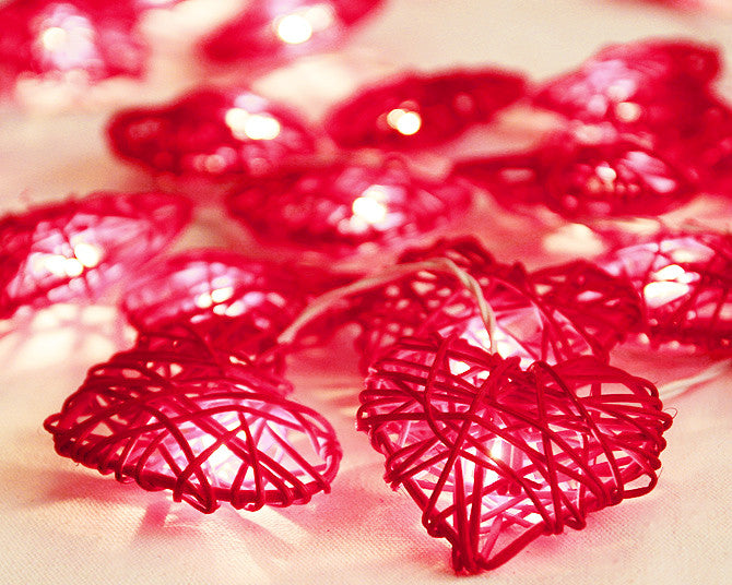 20 Red 3D Hollowed Rattan Heart-Shaped 3M String Fairy Lights