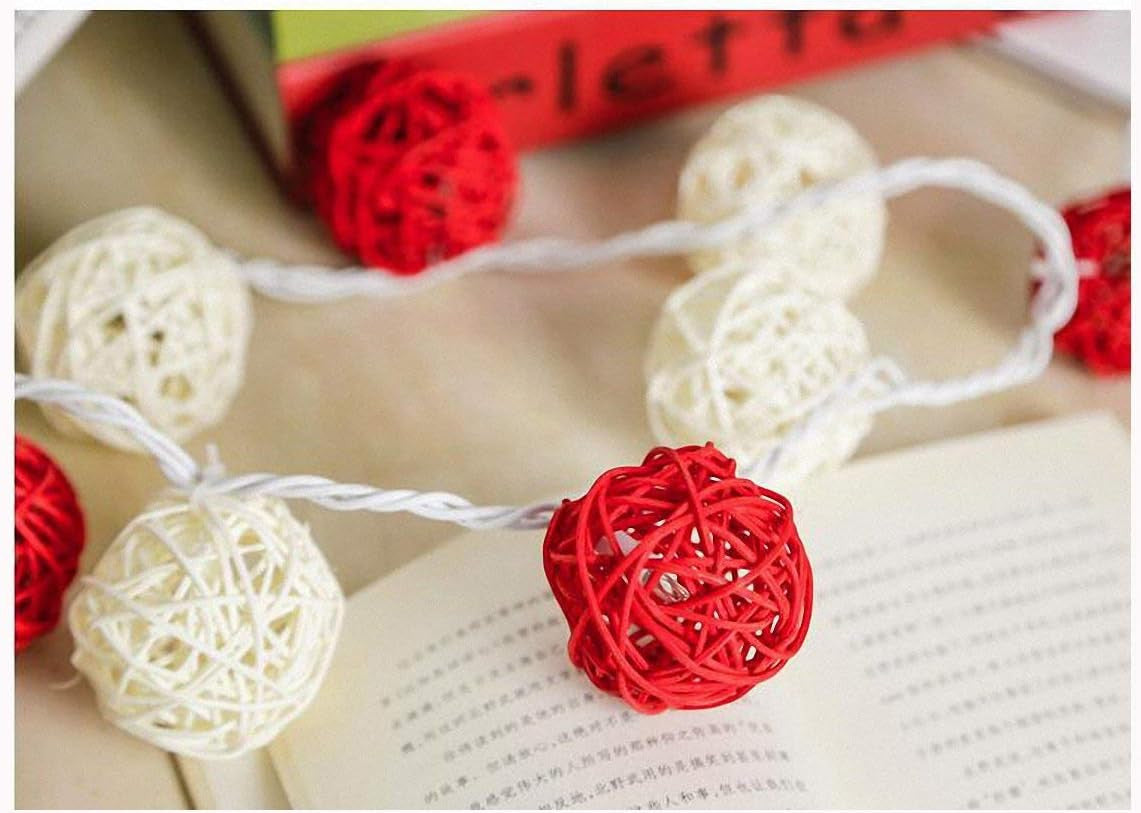 1 Set of Red and White5cm Rattan Cane 20 Ball Battery Powered 3m
