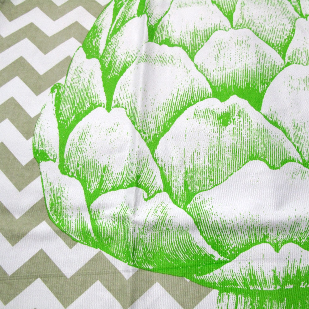Artichoke Print Cotton Apron, 59 x 80 cm