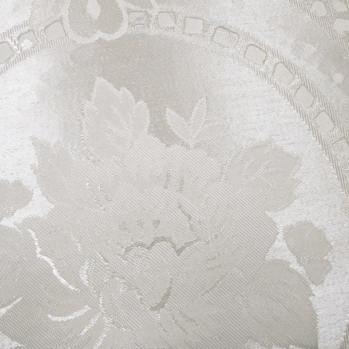 Chapel Gate Sophia Cream Jacquard Lace Tablecloth, 180 x 270 cm