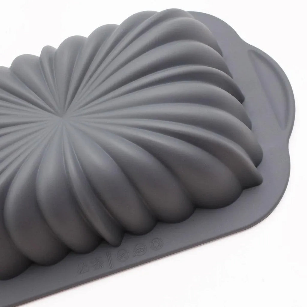 Rectangular Flower Pattern Cake Pan, Grey