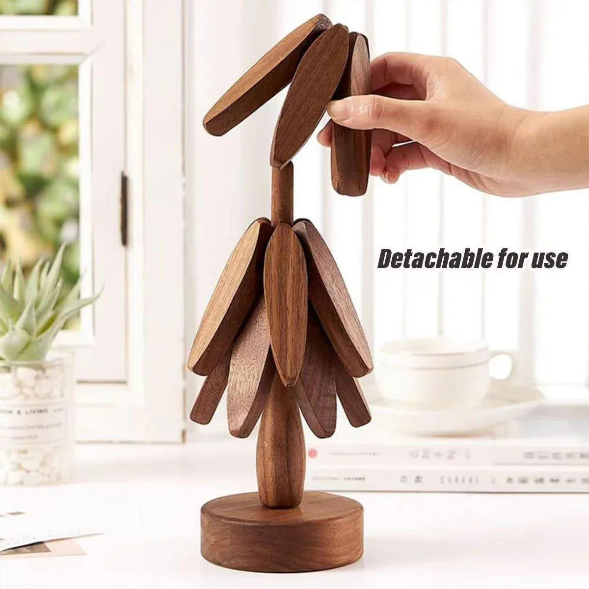 Walnut Christmas Tree Trivet with Detachable Coasters