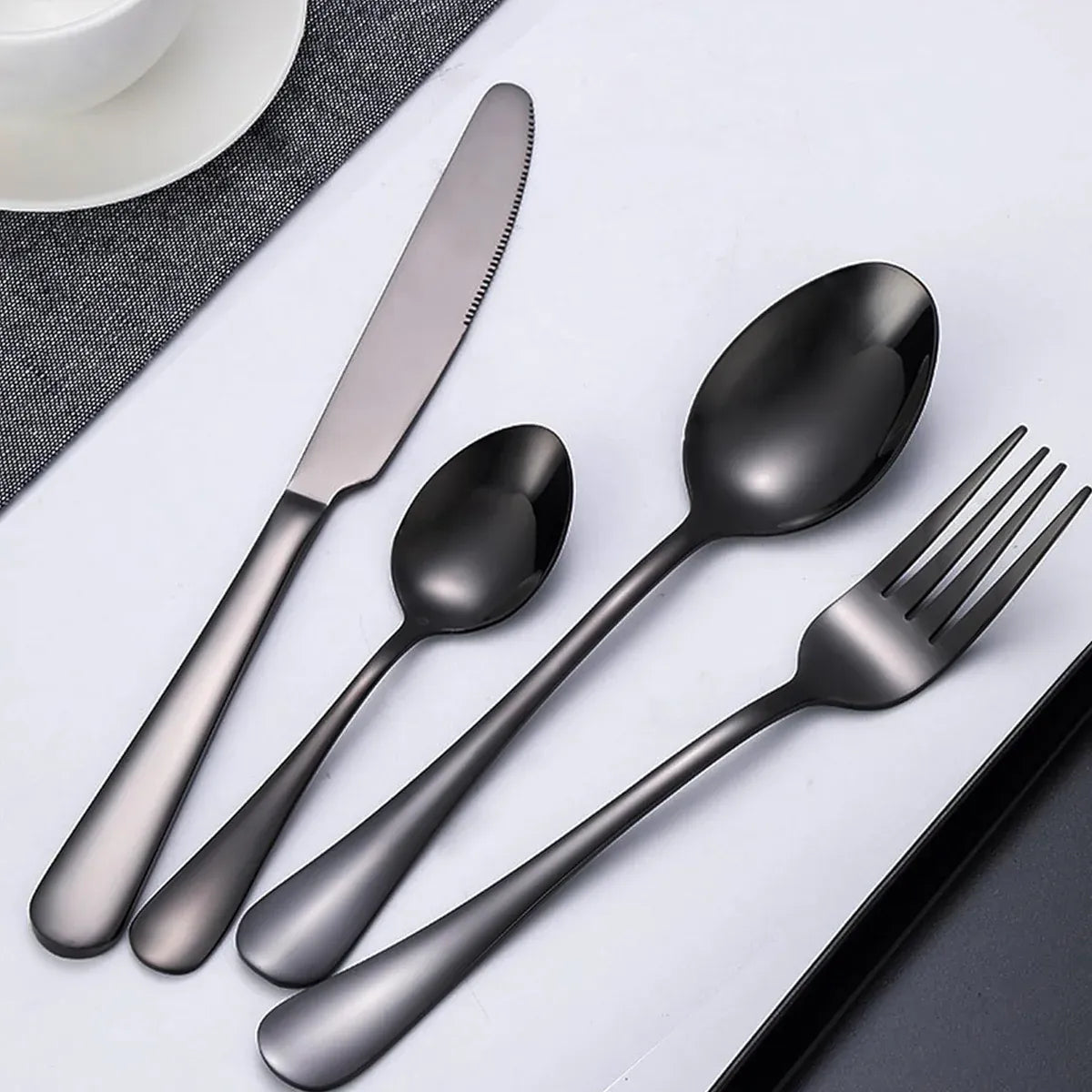 8-Piece Stainless Steel Cutlery Set - 2 Sets of Knife Fork Dinner