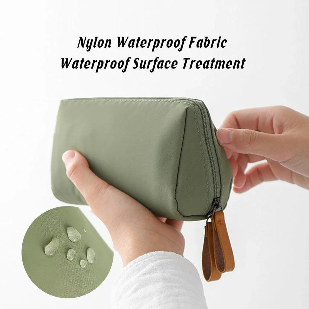 Waterproof Nylon Makeup Bag Set, 4 Pieces