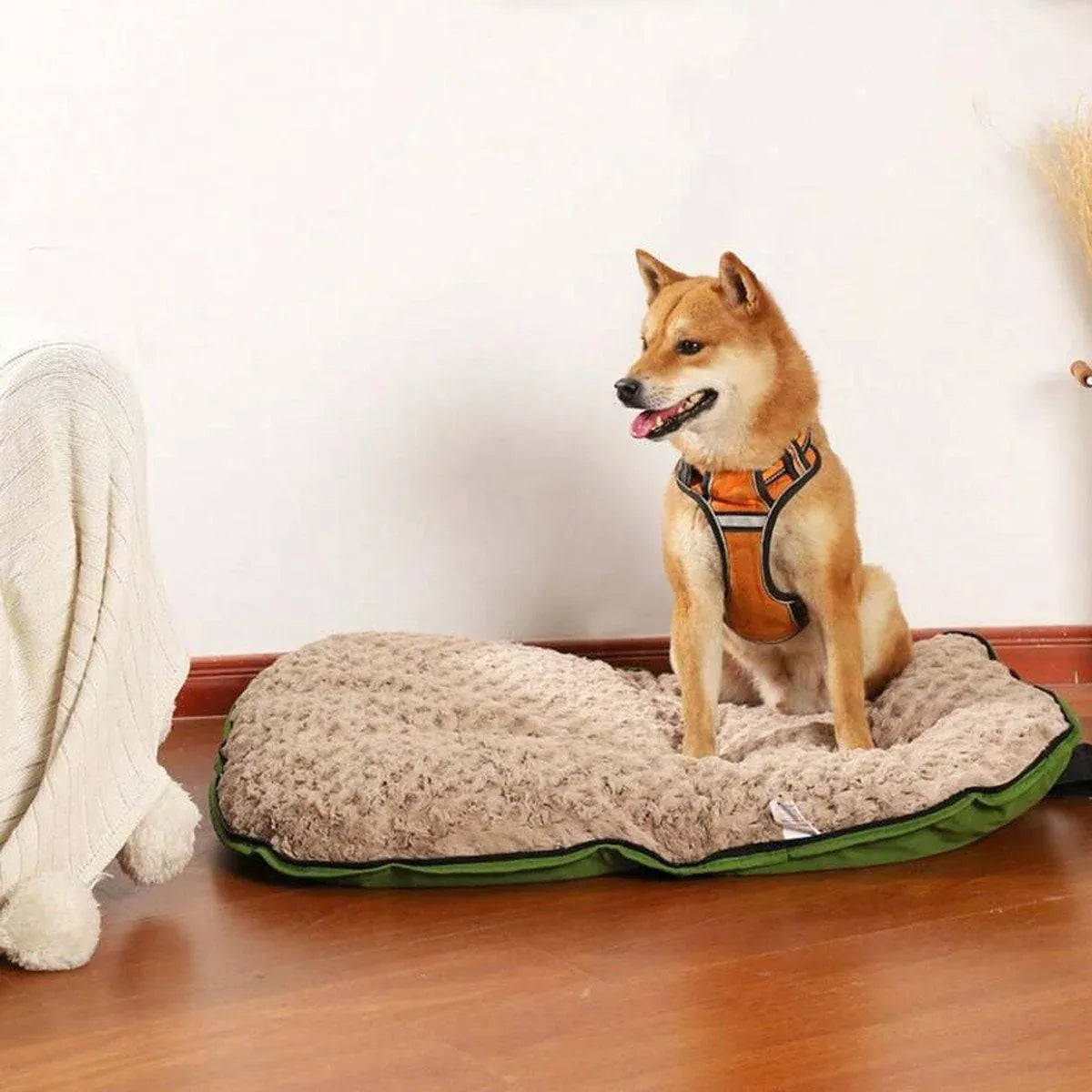Portable Folding Pet Kennel Zippered Outdoor Dog Bed Travel Mat