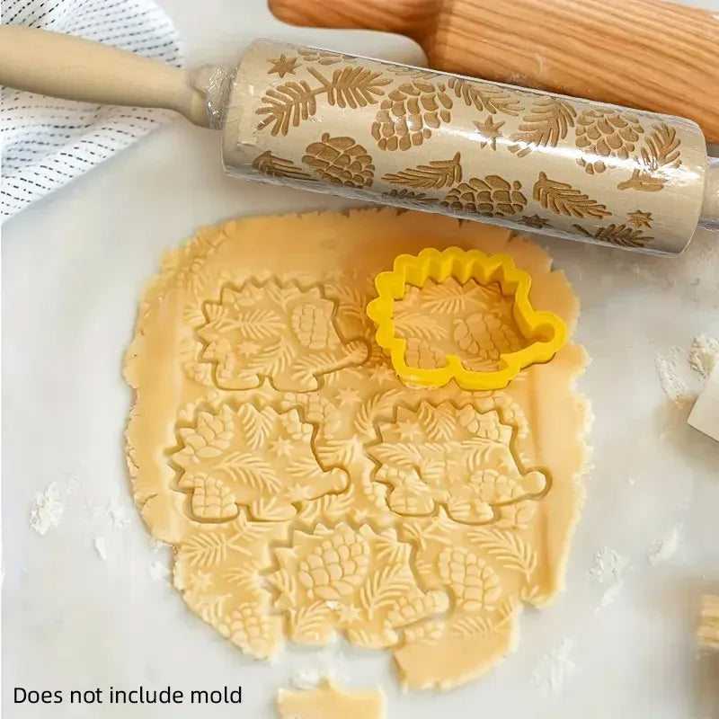 Christmas Engraved Wooden Rolling Pin, Pine Cone and Leaf, 35 cm