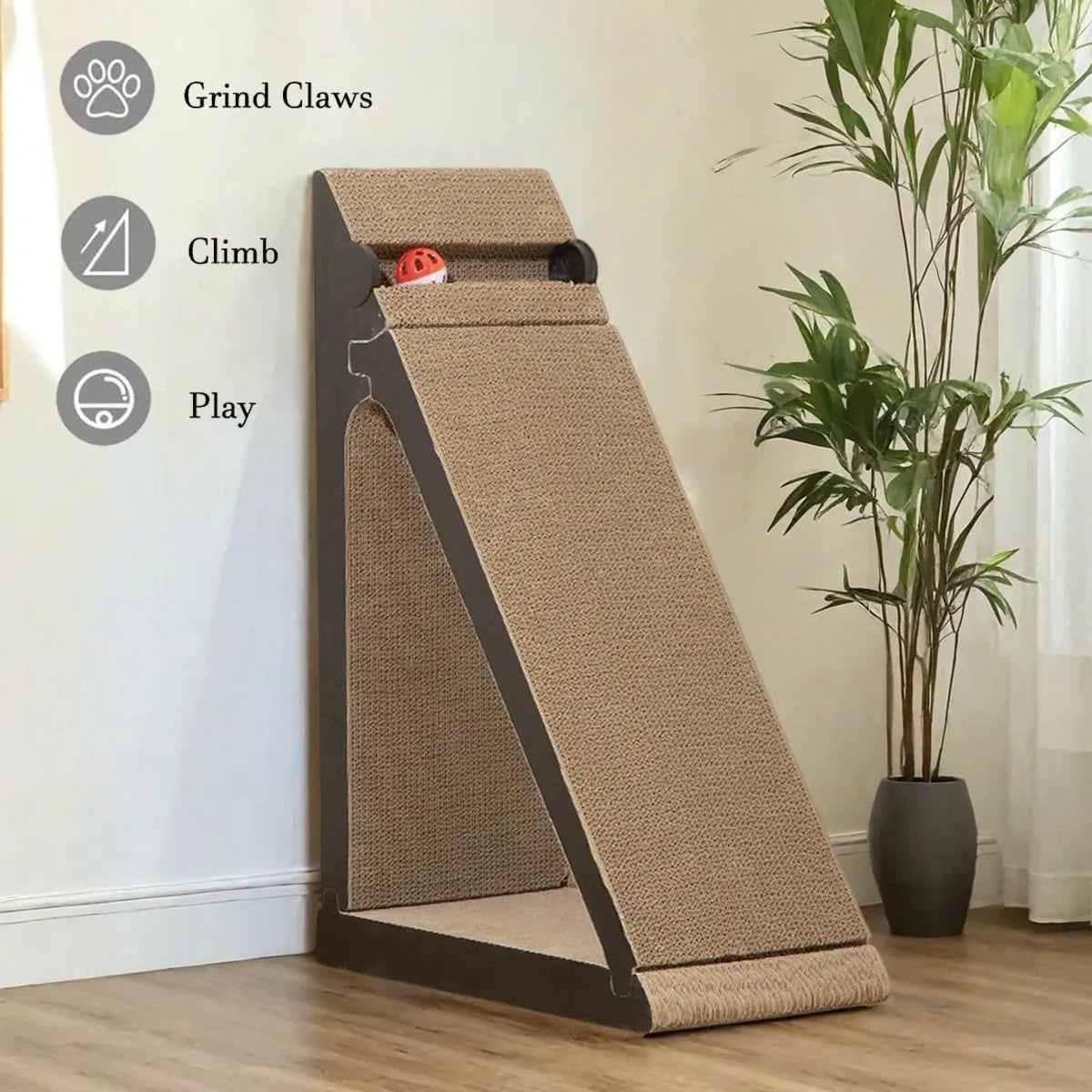 Vertical Triangle Cat Scratcher Wear Resistant Non Shedding Anti
