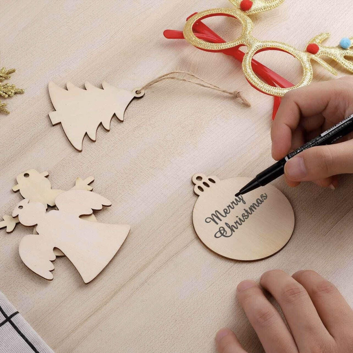 Wooden Christmas Craft Ornaments to Decorate, Pack of 10