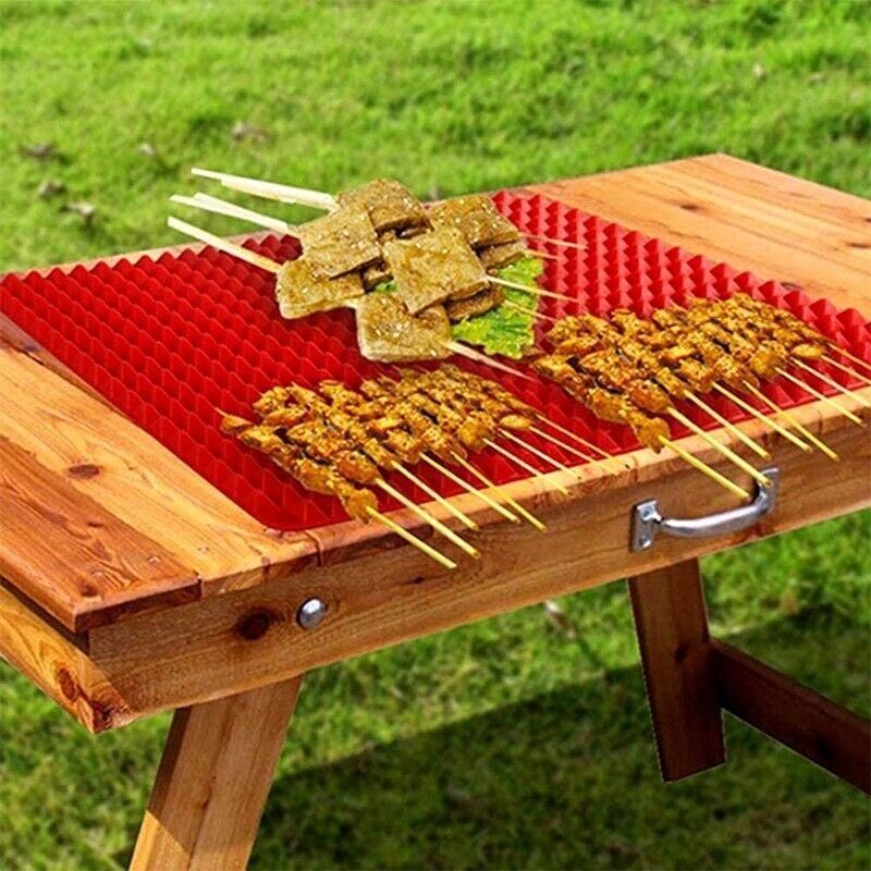 Silicone Pyramid Baking Mat, Red, 39.5 x 27.5 cm
