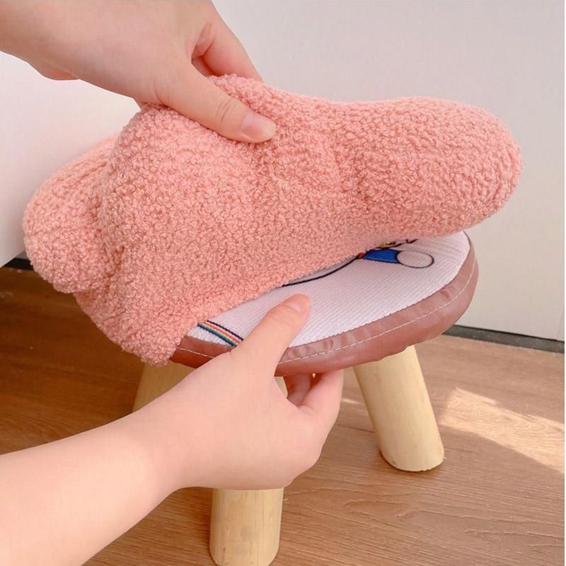 Flower Footstool with Wooden Legs, 30 x 20 cm