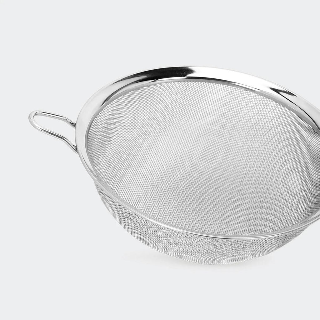 BR Home Stainless Steel Mesh Strainer with Rest Hook, 18 cm