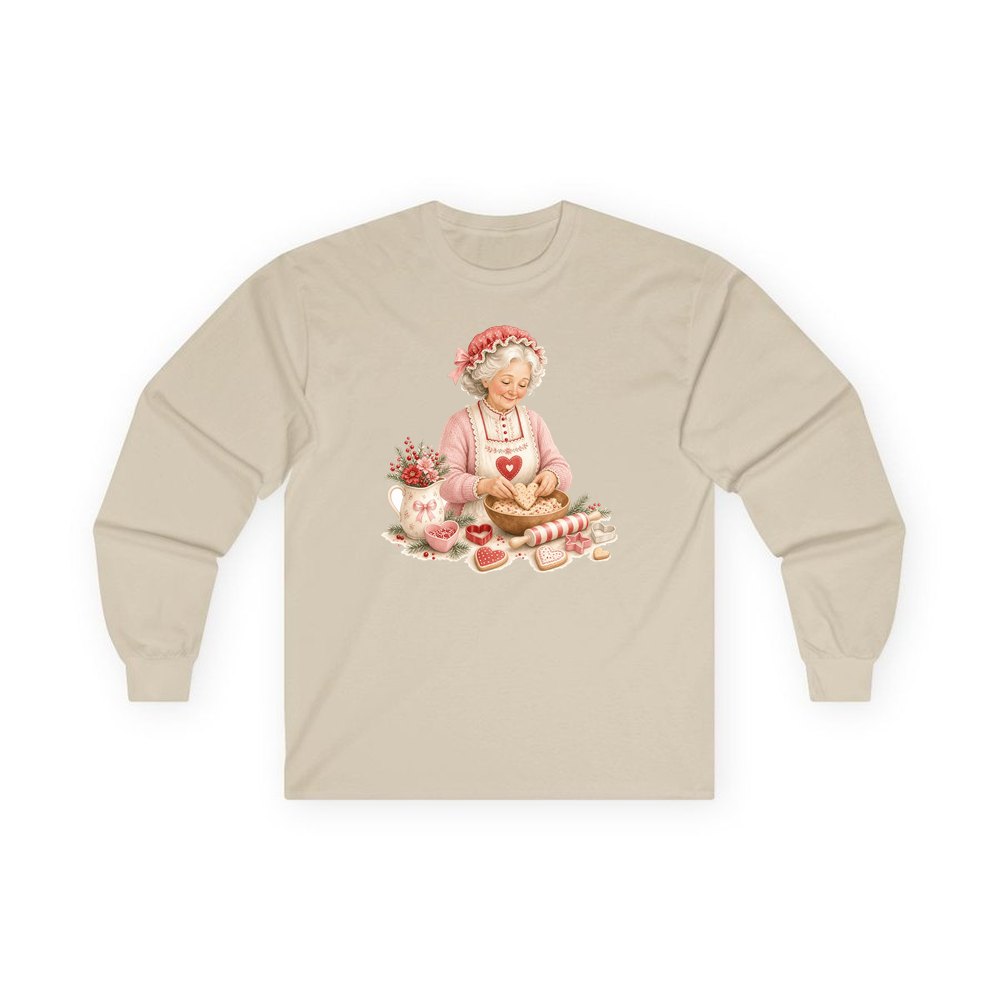 Nan Baking Christmas Biscuits personalised long sleeve Christmas T-shirt in sand
